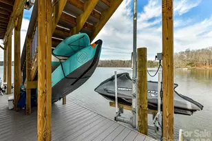 5401 Mountain Point Ln, Charlotte, NC 28216 - Photo 41