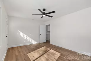 339 S Eastway Dr, Troutman, NC 28166 - Photo 5