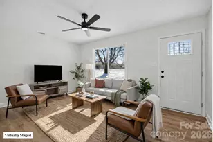 339 S Eastway Dr, Troutman, NC 28166 - Photo 5