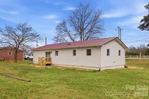 339 S Eastway Dr, Troutman, NC 28166 - Photo 29