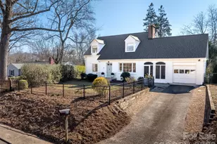 25 Chiles Ave, Asheville, NC 28803 - Photo 3