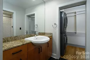 505 E 6th St, Charlotte, NC 28202 - Photo 15