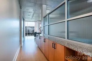 505 E 6th St, Charlotte, NC 28202 - Photo 11