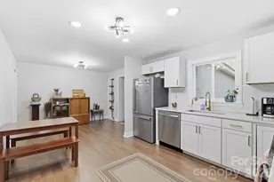 3430 Meredith Ave, Charlotte, NC 28208 - Photo 7