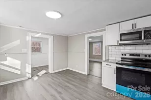 2217 Old Shelby Rd, Hickory, NC 28602 - Photo 9