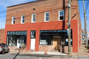 126 W Court St, Rutherfordton, NC 28139 - Photo 1