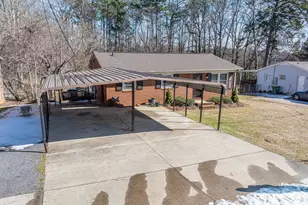 708 Noles Dr, Mount Holly, NC 28120 - Photo 35