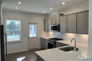 11505 Glasden Rd, Charlotte, NC 28278 - Photo 3