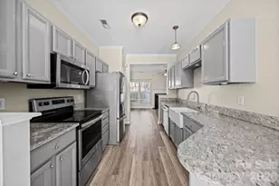 12353 Jessica Pl, Charlotte, NC 28269 - Photo 5