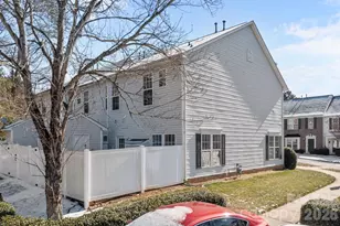 12353 Jessica Pl, Charlotte, NC 28269 - Photo 35