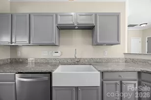 12353 Jessica Pl, Charlotte, NC 28269 - Photo 9