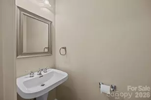 12353 Jessica Pl, Charlotte, NC 28269 - Photo 15