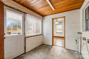 1001 W Clemmonsville Rd, Winston Salem, NC 27127 - Photo 13