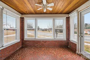 1001 W Clemmonsville Rd, Winston Salem, NC 27127 - Photo 25