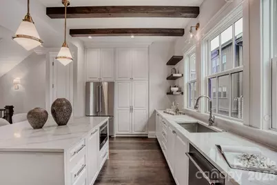 3115 Pinehurst Place, Charlotte, NC 28209 - Photo 5