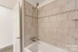 3000 Dunlavin Way, Charlotte, NC 28205 - Photo 17