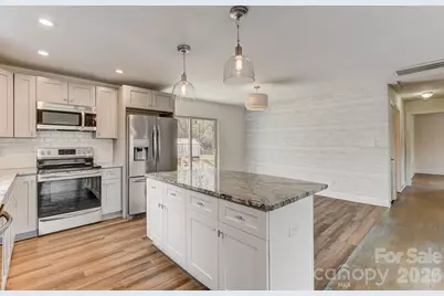 3000 Dunlavin Way, Charlotte, NC 28205 - Photo 7