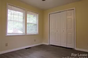 307 Garfield St, Statesville, NC 28677 - Photo 7