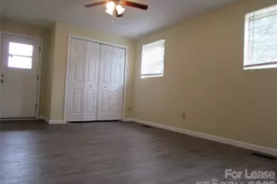 307 Garfield St, Statesville, NC 28677 - Photo 5