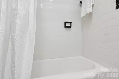 1000 Hickory Nut Street, Charlotte, NC 28205 - Photo 23