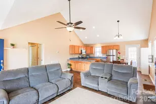 2151 Dean Ln, Lincolnton, NC 28092 - Photo 7