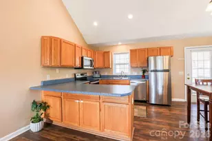 2151 Dean Ln, Lincolnton, NC 28092 - Photo 11