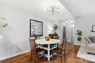 718 W Trade St, Charlotte, NC 28202 - Photo 5