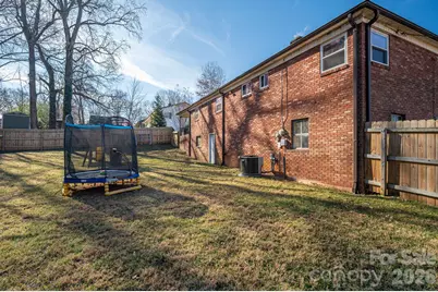 1966 13th Street NE, Hickory, NC 28601 - Photo 33