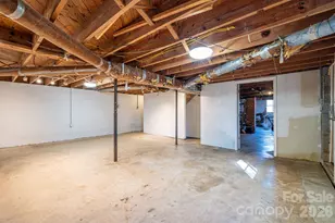 1966 13th St NE, Hickory, NC 28601 - Photo 23