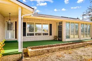 305 Sills Dr, Salisbury, NC 28146 - Photo 3