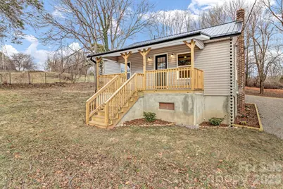 246 Marion Street, Marion, NC 28752 - Photo 9