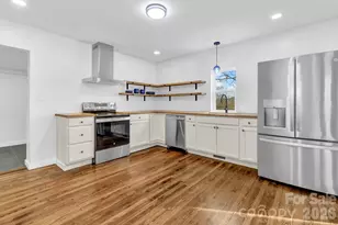 246 Marion St, Marion, NC 28752 - Photo 29