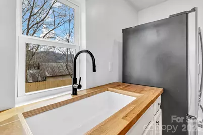 246 Marion Street, Marion, NC 28752 - Photo 31