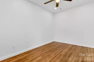 246 Marion St, Marion, NC 28752 - Photo 27