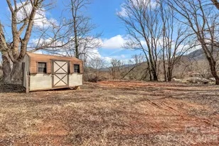 246 Marion St, Marion, NC 28752 - Photo 43