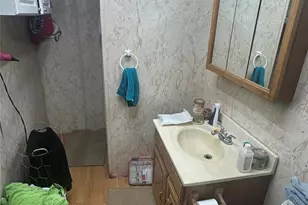 352 Kirby Dr, Charlotte, NC 28214 - Photo 9