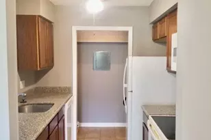 11027 Harrowfield Rd, Charlotte, NC 28226 - Photo 9