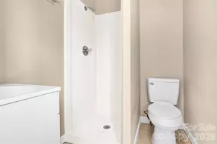 229 Riverhills Dr, Forest City, NC 28043 - Photo 21