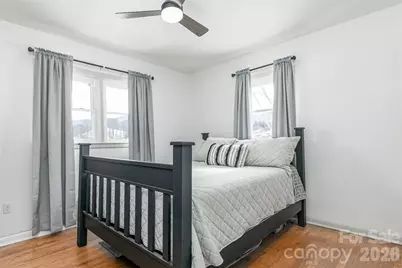 110 Shelton Street, Waynesville, NC 28786 - Photo 15