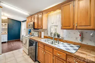 106 Avian Ct, Brevard, NC 28712 - Photo 19