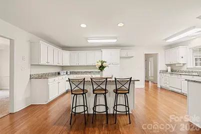 6619 Loblolly Circle, Waxhaw, NC 28173 - Photo 7