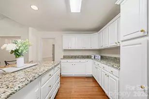 6619 Loblolly Cir, Waxhaw, NC 28173 - Photo 9