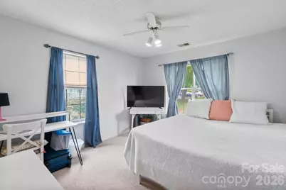 2834 Iron Gate Lane, Charlotte, NC 28212 - Photo 13