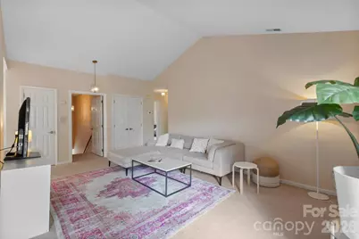 2834 Iron Gate Lane, Charlotte, NC 28212 - Photo 5