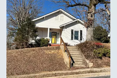 203 E Cannon Avenue, Albemarle, NC 28001 - Photo 1