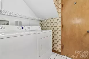 376 Ox Crk Rd, Weaverville, NC 28787 - Photo 43