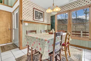 376 Ox Crk Rd, Weaverville, NC 28787 - Photo 27