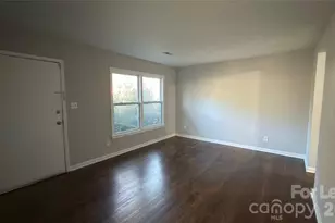 2900 Edsel Pl, Charlotte, NC 28205 - Photo 3