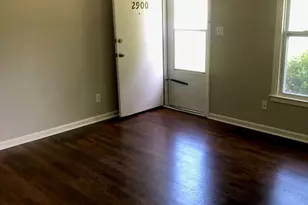 2900 Edsel Pl, Charlotte, NC 28205 - Photo 3