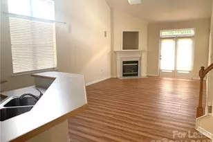 9110 Scarcliff Ln, Charlotte, NC 28277 - Photo 11